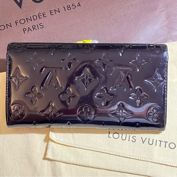 Louis Vuitton Wilshire PM Rouge Fauvist & Vernis Amarante Sarah Wallet Set - Picture 12 of 17